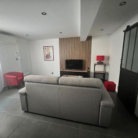 Studio Cosy Pour 2 Personnes A Thuir Apartment ภายนอก รูปภาพ